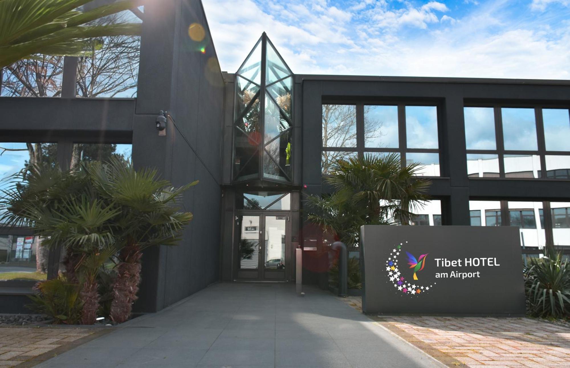 Tibet Hotel Am Airport Duesseldorf-Ratingen Exterior foto